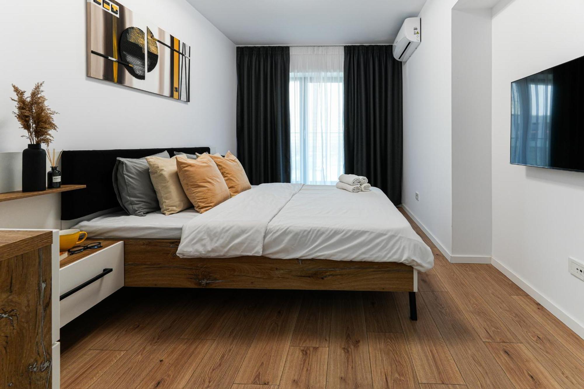 בוקרשט Sandra - Park-View Apt With Balcony & Parking מראה חיצוני תמונה