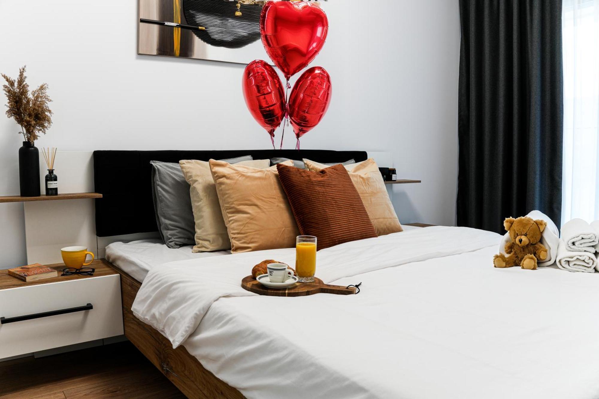 בוקרשט Sandra - Park-View Apt With Balcony & Parking מראה חיצוני תמונה