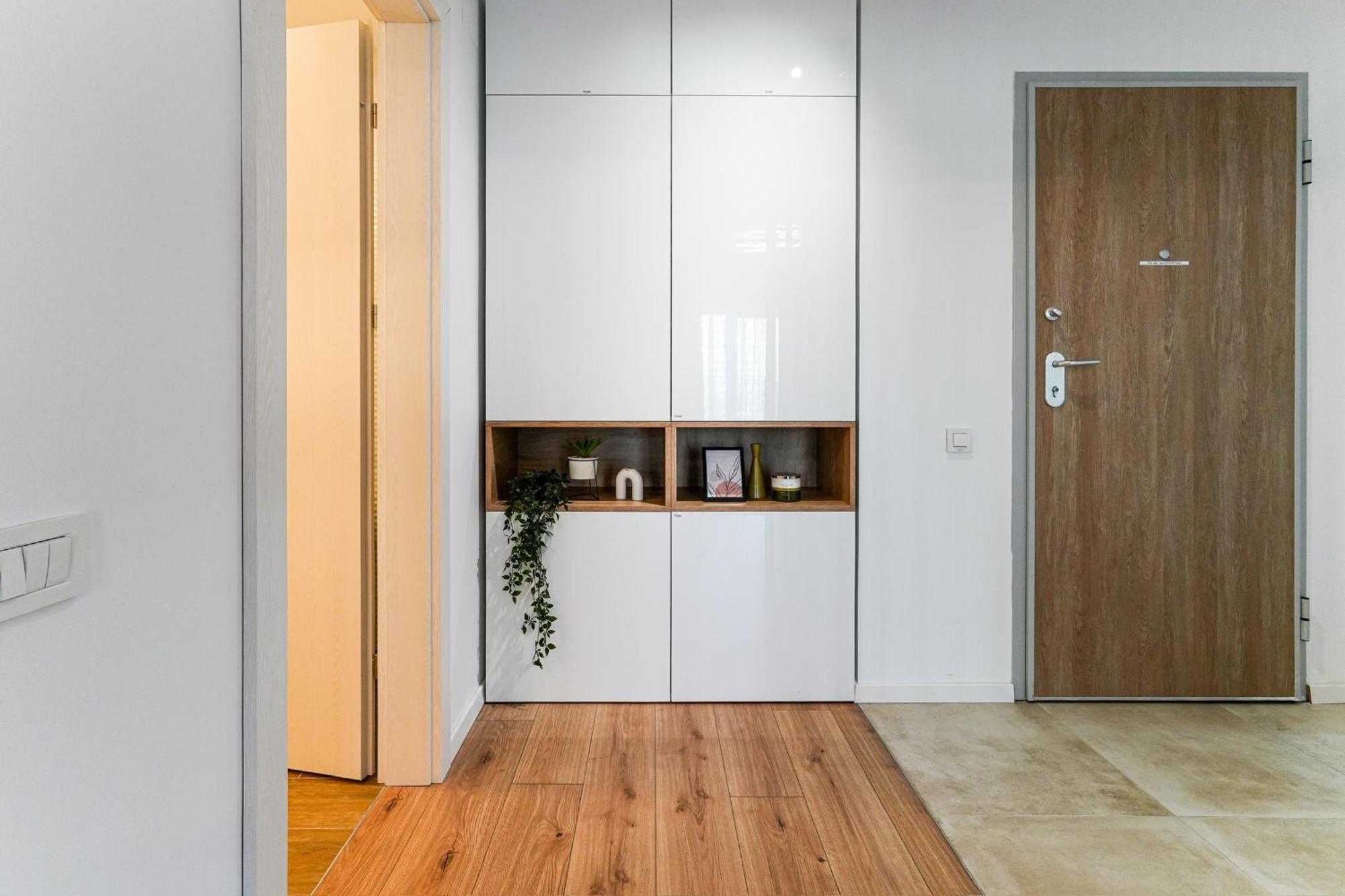 בוקרשט Sandra - Park-View Apt With Balcony & Parking מראה חיצוני תמונה