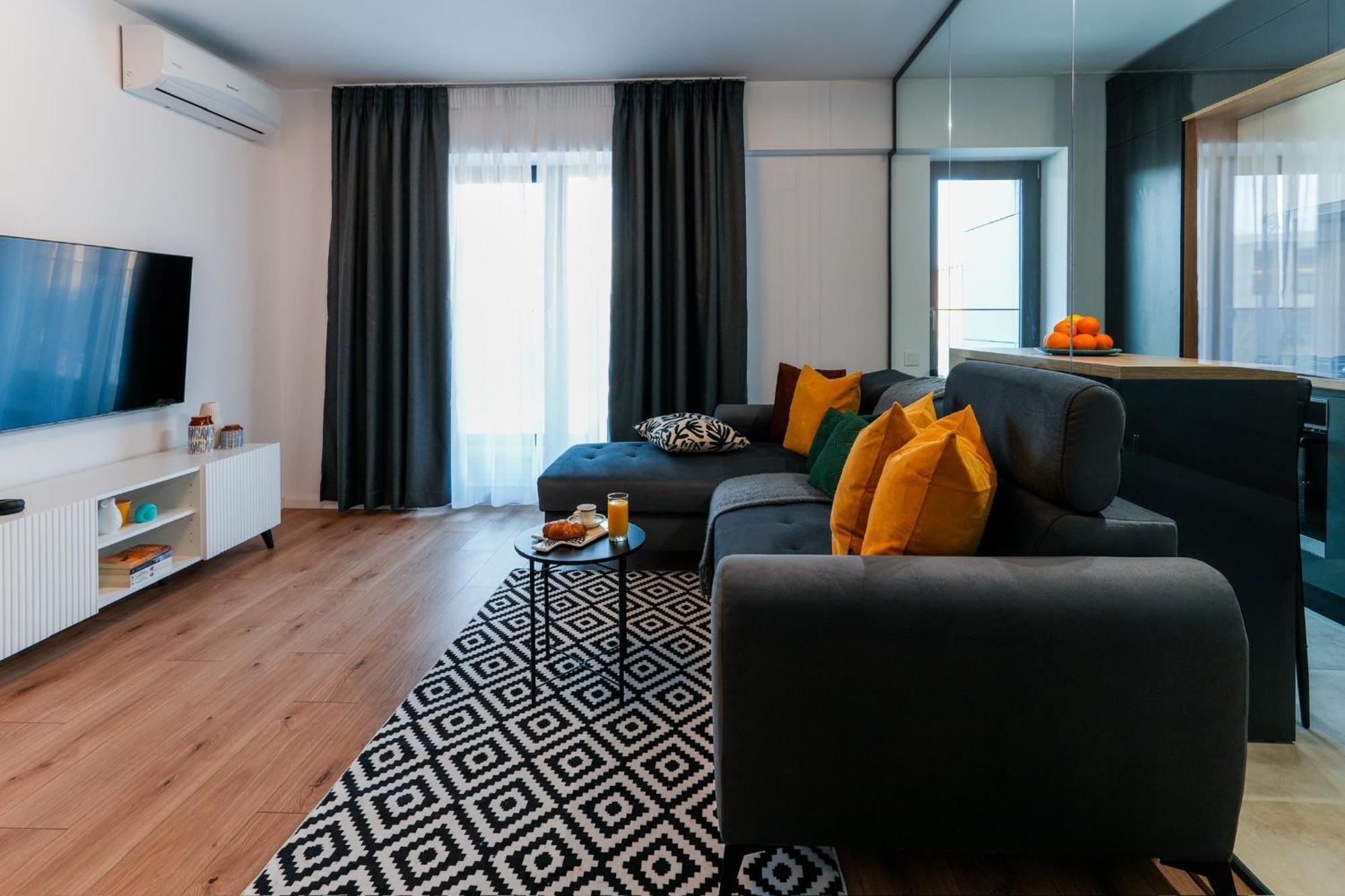 בוקרשט Sandra - Park-View Apt With Balcony & Parking מראה חיצוני תמונה